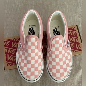 Girls Youth Classic Slip-O Checkered Vans!